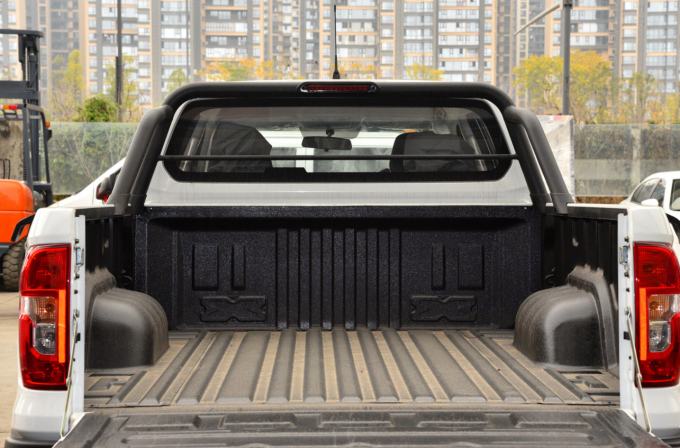 Edición larga auto 2 de la caja de la recogida 2.0T de la élite de la gasolina del lantop 2023 2.0T 4 WD de Changan